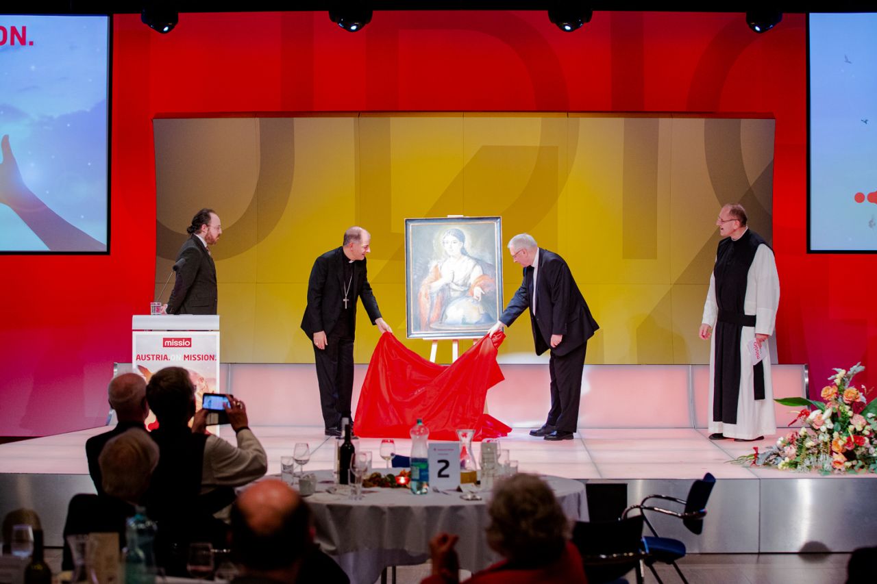 President Giampietro Dal Toso Bishop Werner Freistätter revealing the portrait of Pauline Jaricot jpg